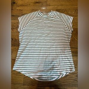 Anthropologie. Pilcro Babydoll Fitted Tee. Green/Pale Pink Stripes. Size Large.